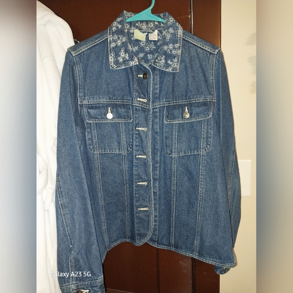 Women's Denim Jacket